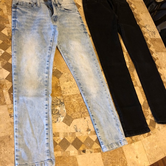 Two pairs of jeans - Picture 2 of 3